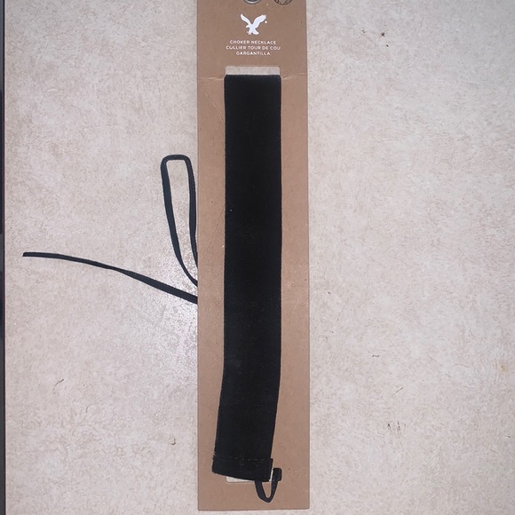 American Eagle Velvet choker - Picture 1 of 2